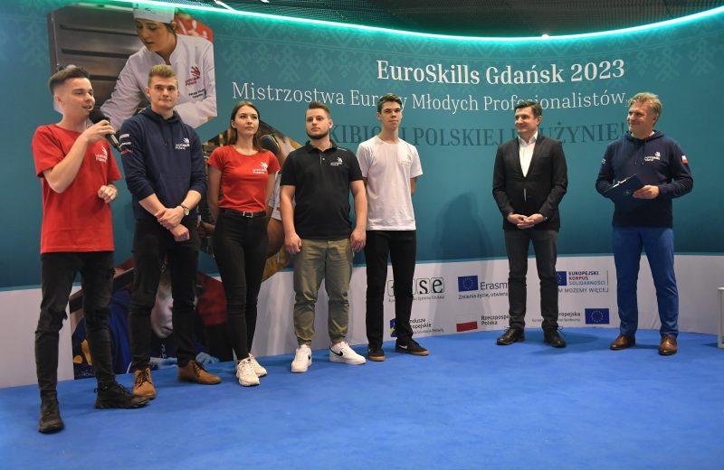 <strong>Zaprezentowano polską kadrę na zawody EuroSkills Gdańsk 2023</strong>